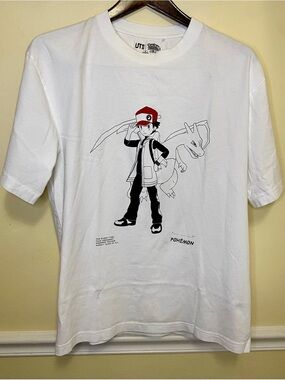 UNIQLO UT Pokemon Masters EX Ash Ketchum Charizard T-Shirt Men M